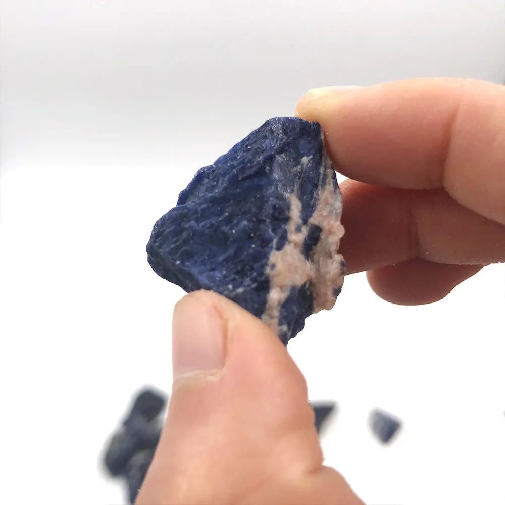 1pc Natural Raw Blue Sodalite Rough Stone Quartz Crystals Rock Healing Mineral Aquarium Home Room Decoration Gemstone Energy